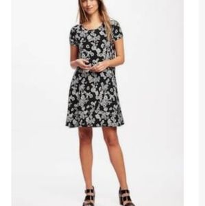 Old Navy Jersey-knit Swing Dress